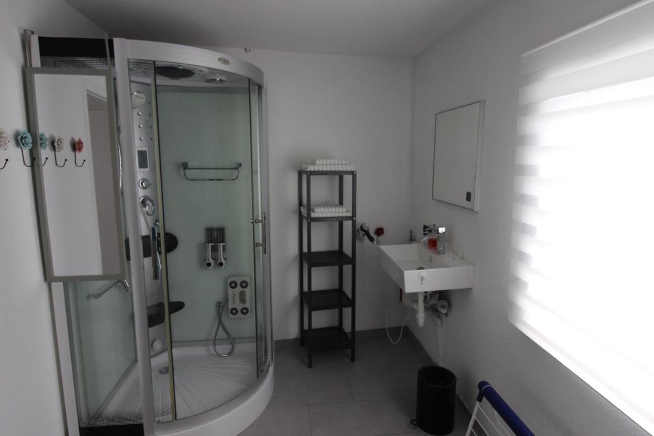 Exclusive Wohnung 2 Im Herzen Der Altstadt In Nahe Der Uniklinik Homburg  Exterior foto