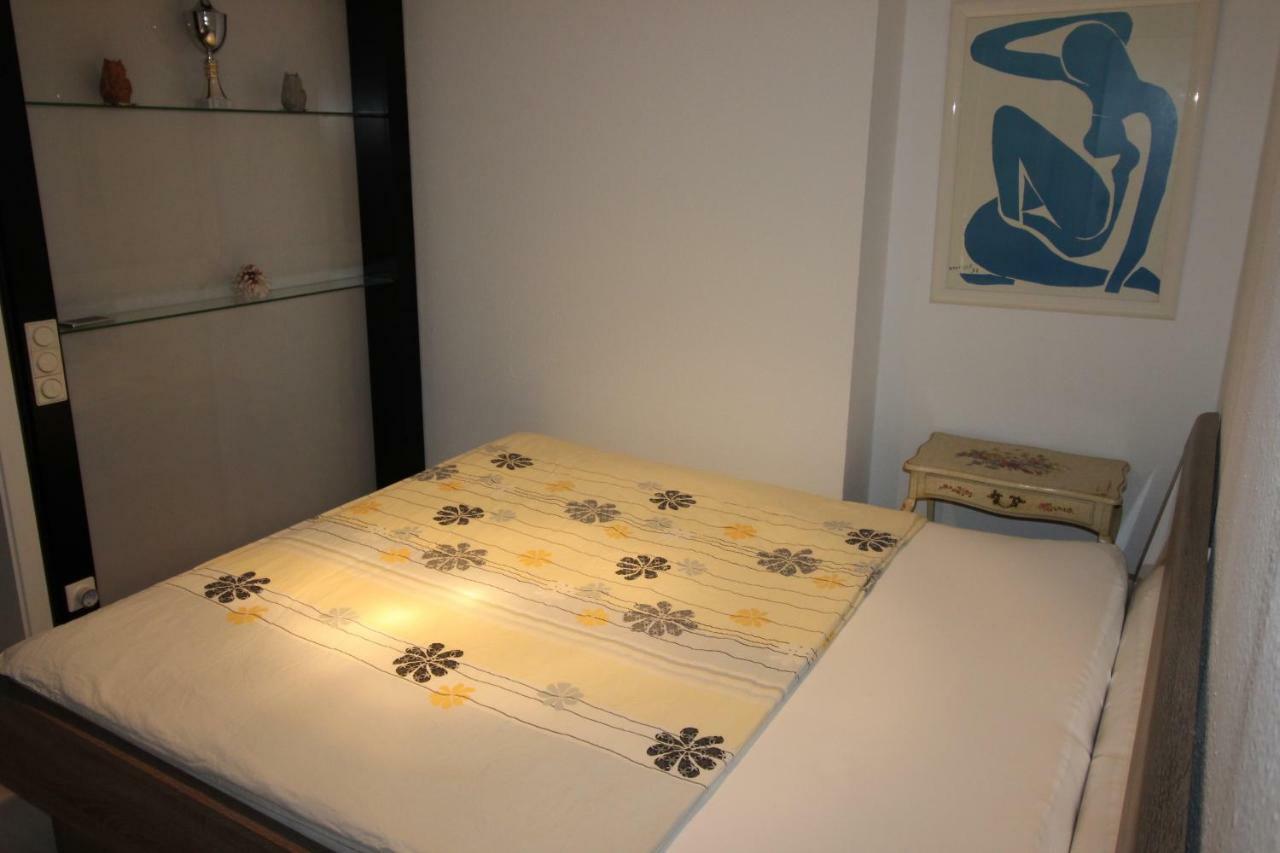 Exclusive Wohnung 2 Im Herzen Der Altstadt In Nahe Der Uniklinik Homburg  Exterior foto